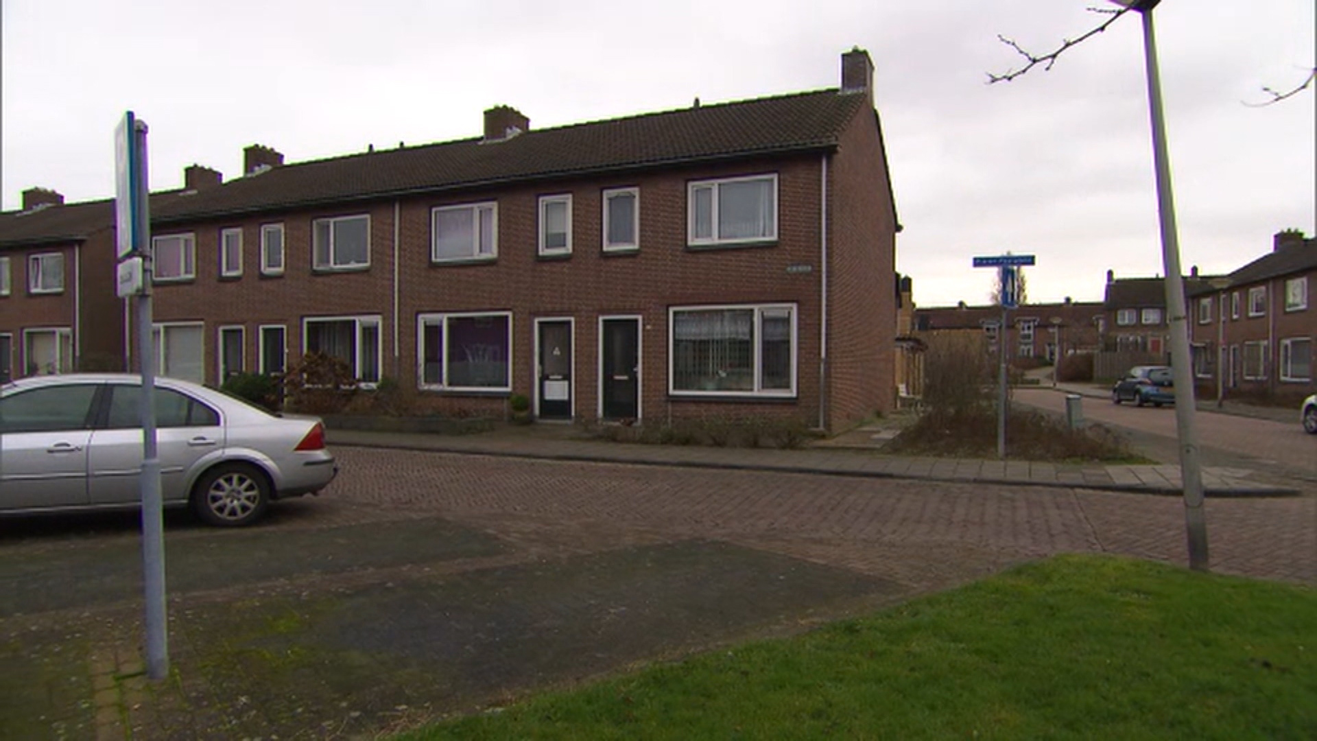 hellevoetsluiz_pieterpostplein.jpg