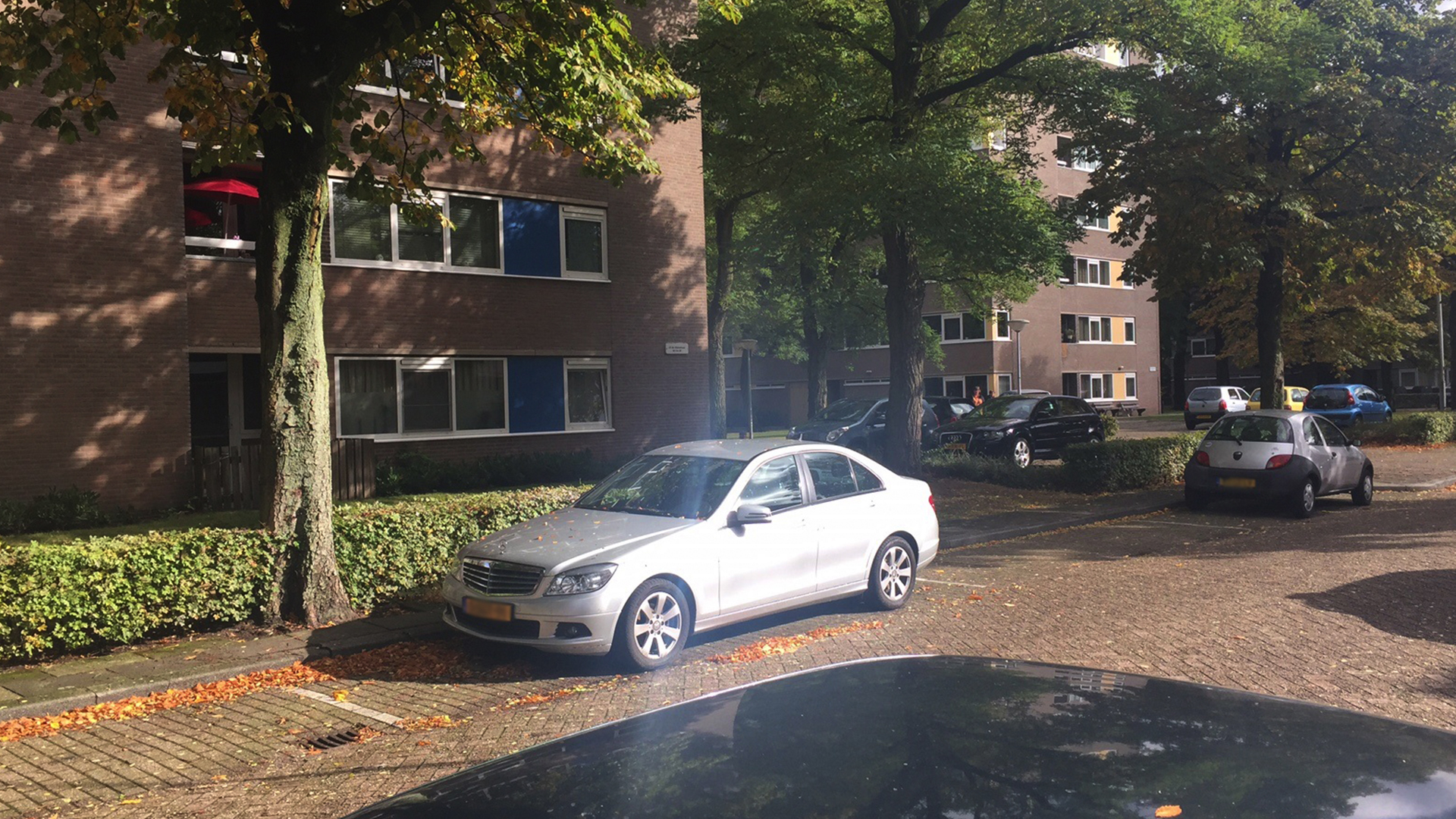 nuenenf_aangetroffen_auto.jpg