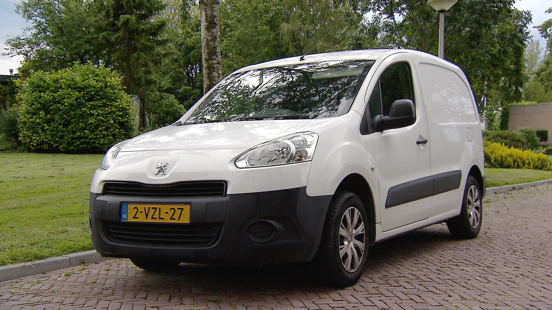 119297_aalsmeer_peugeot.jpg