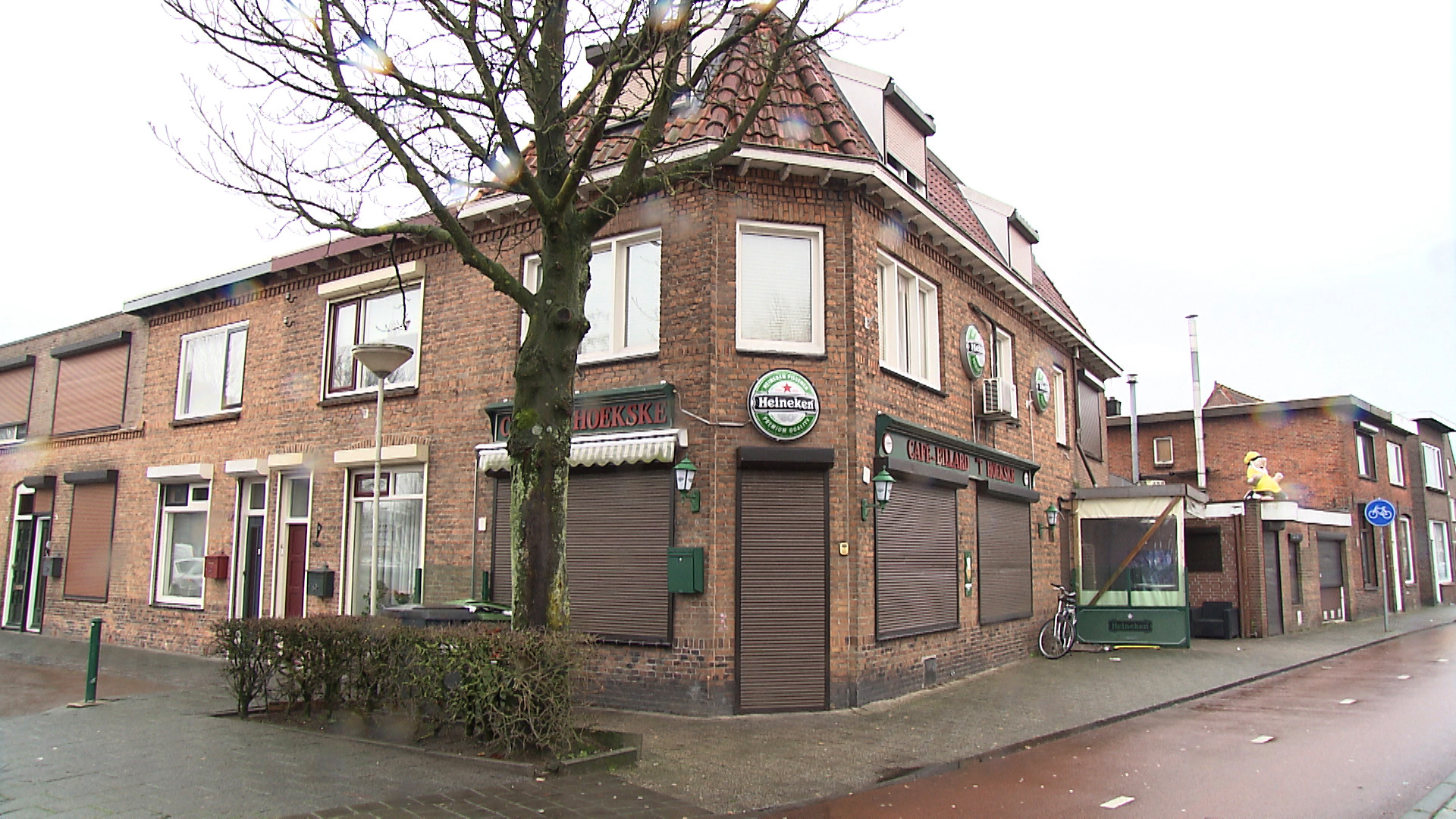 bredapetervdlinden__cafe2.jpg