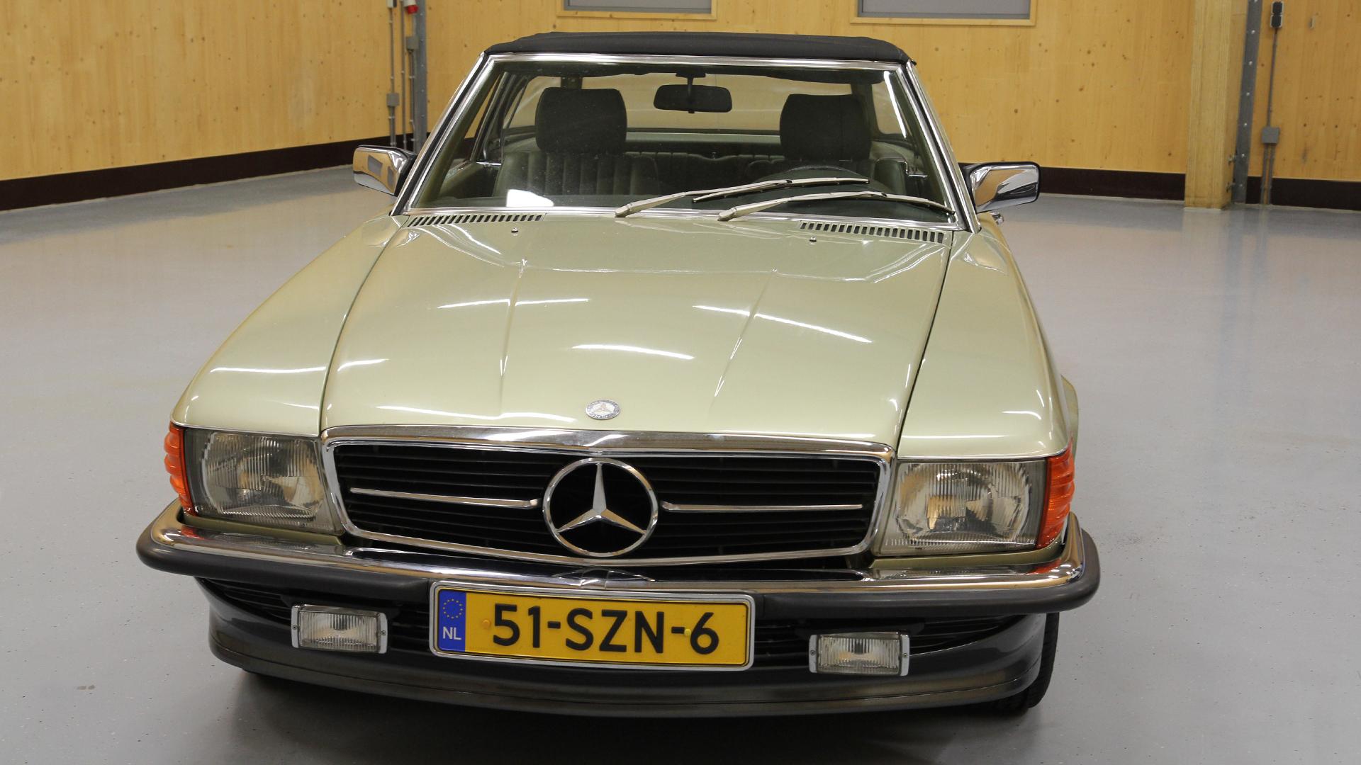 118201_eindhoven_autob.jpg