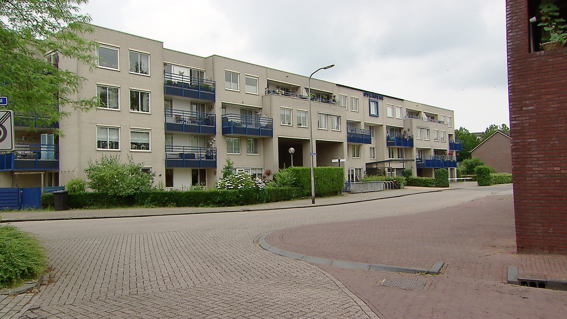 17328_almelo_vlucht.jpg