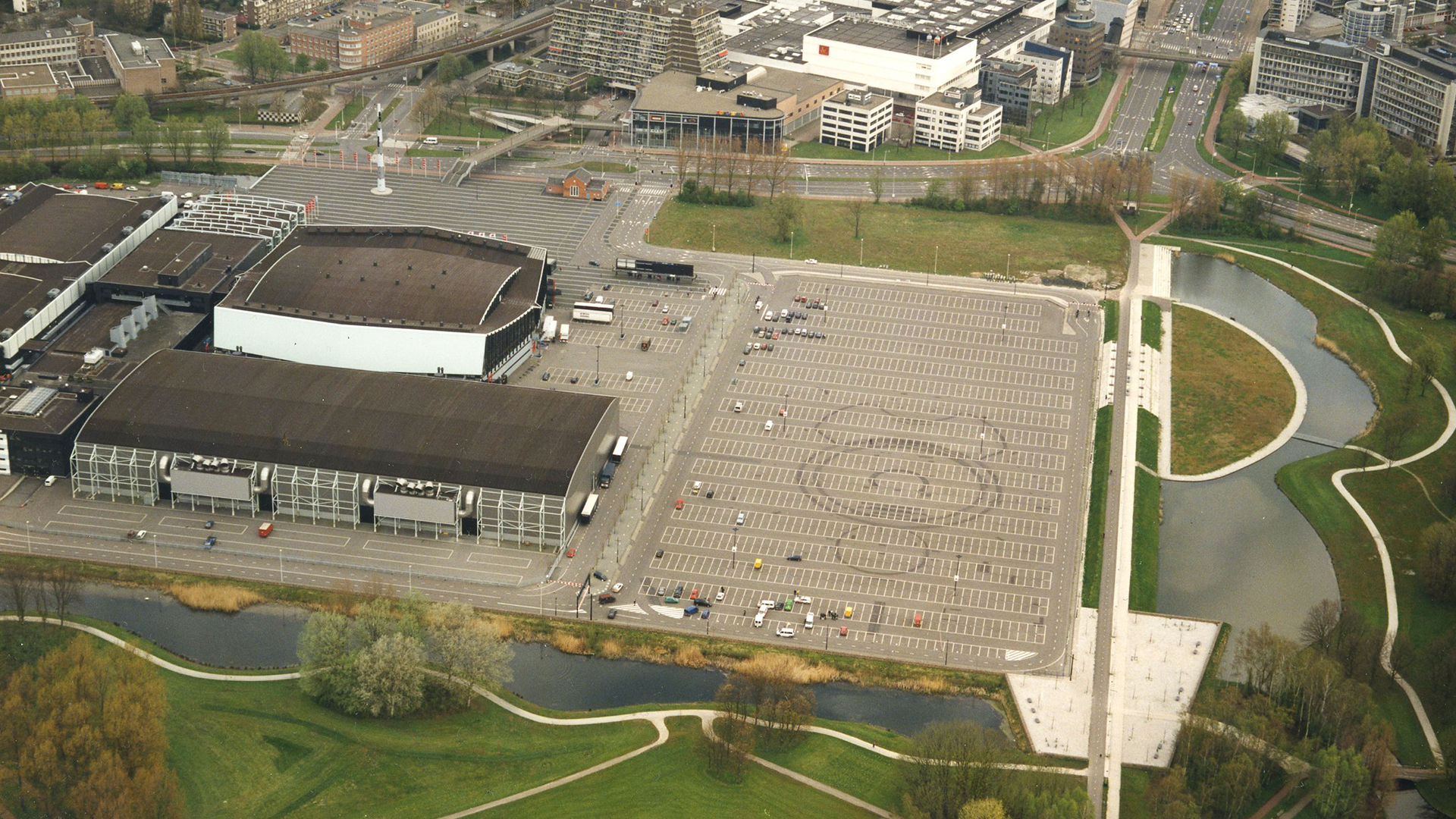 262181 CC Rdam Foto Pp