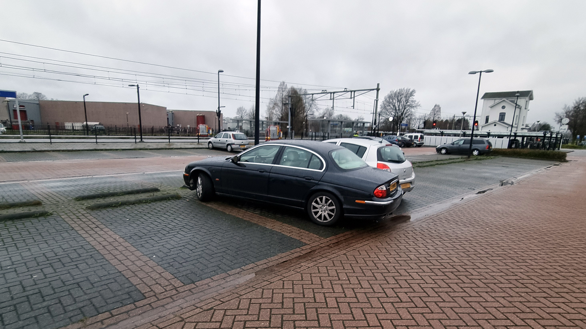 242012_venlo_vind jaguar.jpg