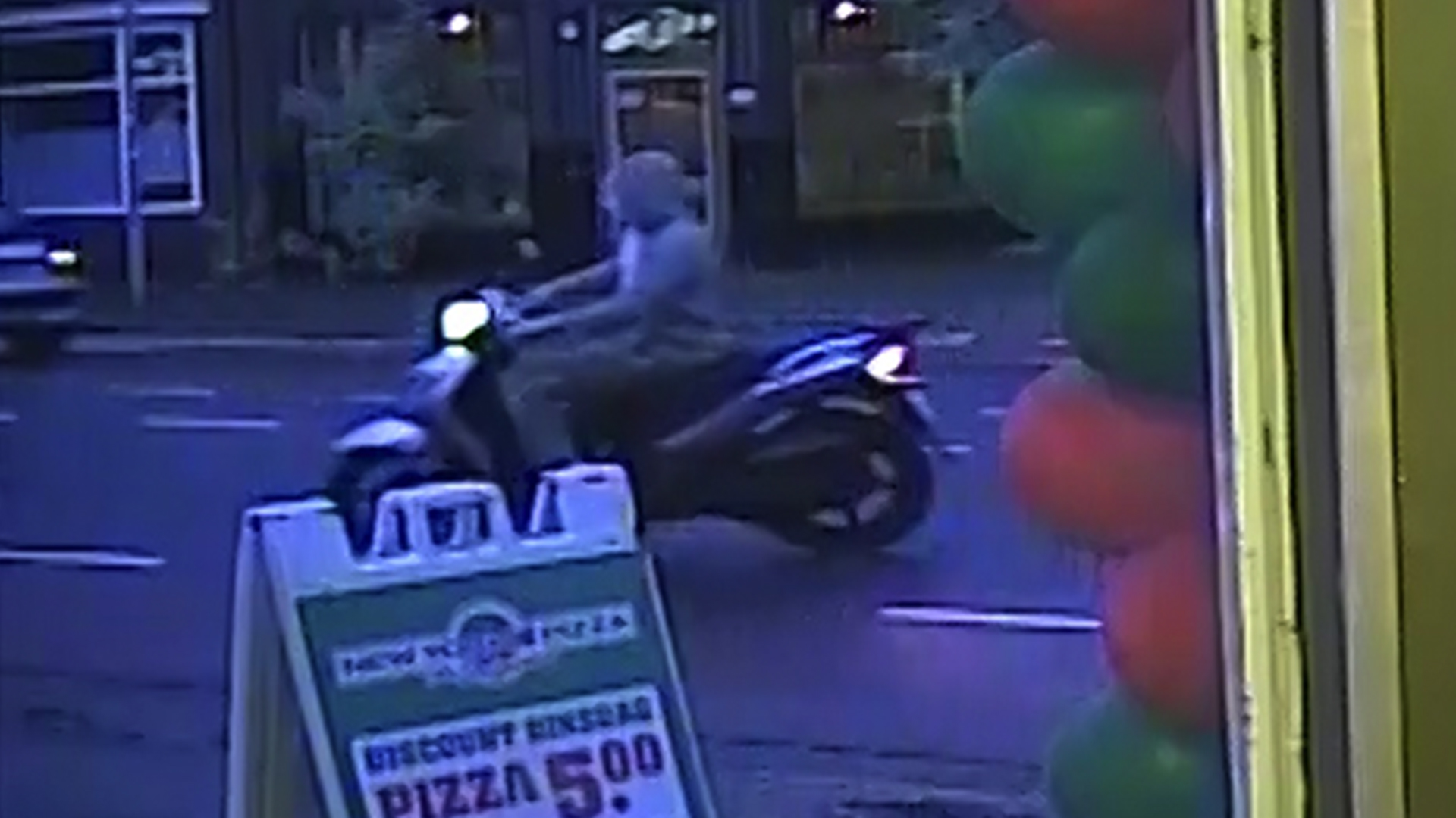 160496_haarlem_scooter.jpg