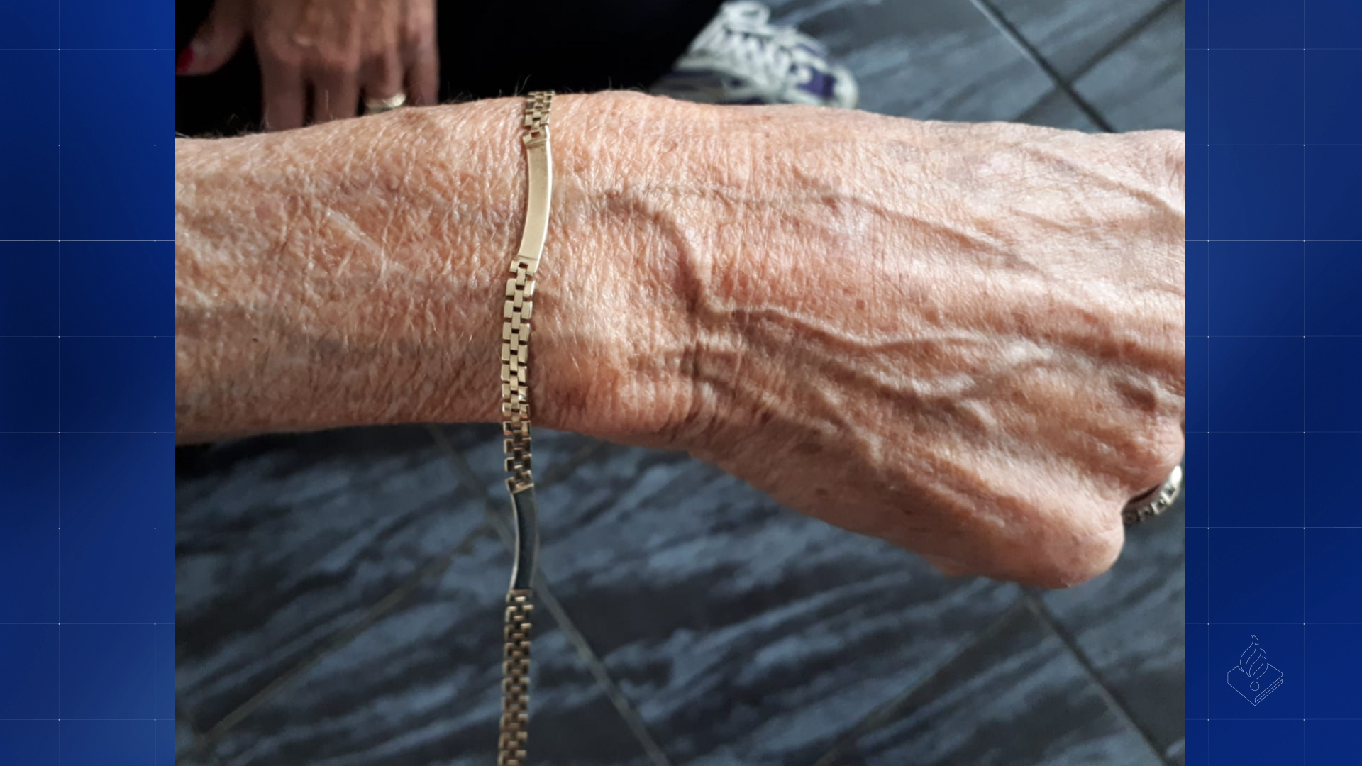 119273_119328_denhaag_armband3.jpg