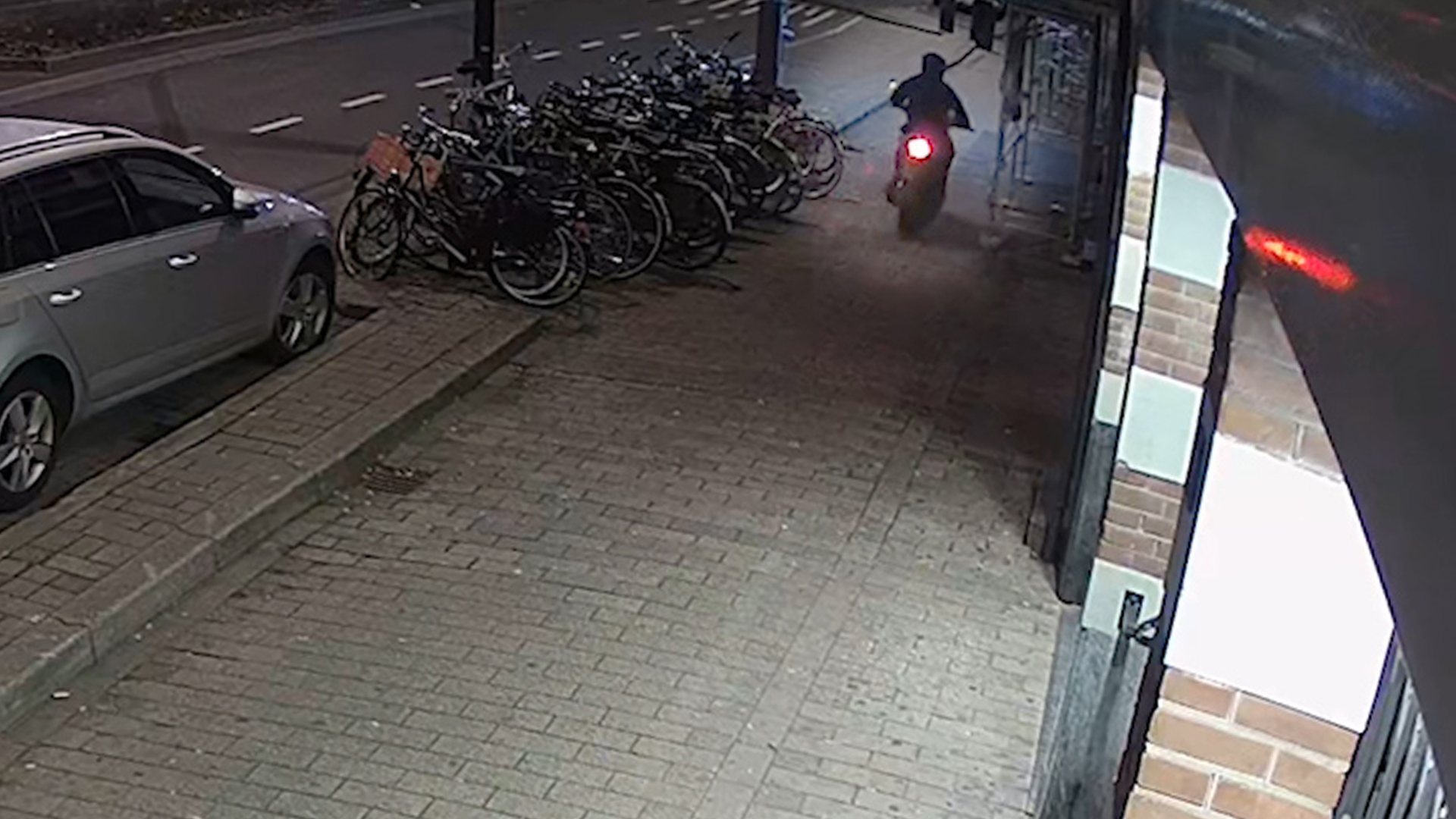 119260_rdam-shisha_bbscooter2.jpg