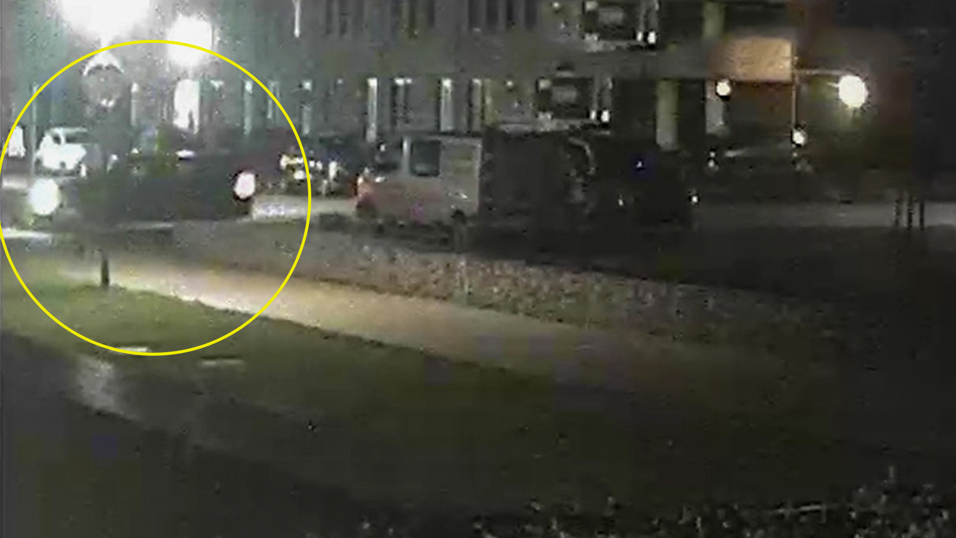 flienden5653664donkere_auto.jpg